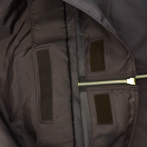 LOUIS VUITTON Brown "LV" Logo, Long Garment Bag nn - Picture 4 of 11